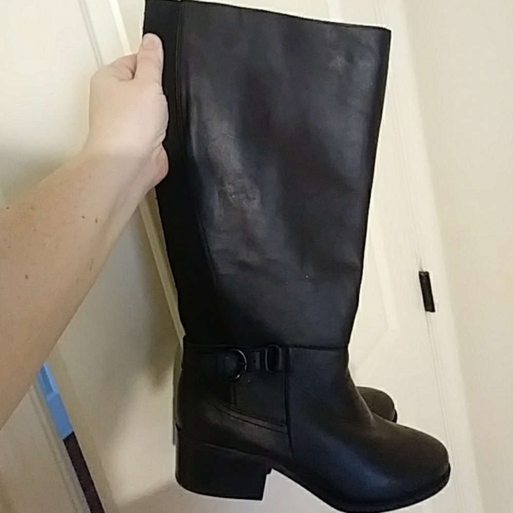 NWOT Lane Bryant wide calf boots